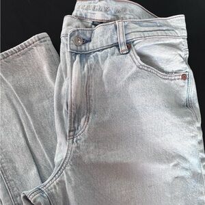 American Eagle Outfitters Light Wash WoMen's Jeans